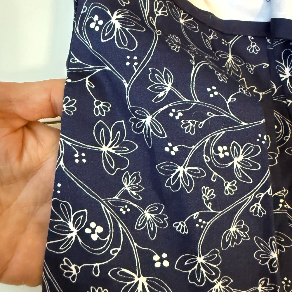 Maison Jules Sleevless Button Down Collared Flora… - image 4